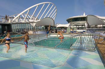 Enchantment of the Seas pool deck